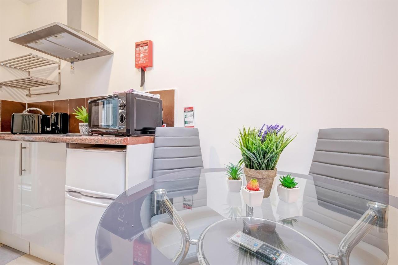 Fernbank Rooms Sudbury Hill, Harrow, Self-Contained Studios With En-Suite Harrow on the Hill Eksteriør bilde