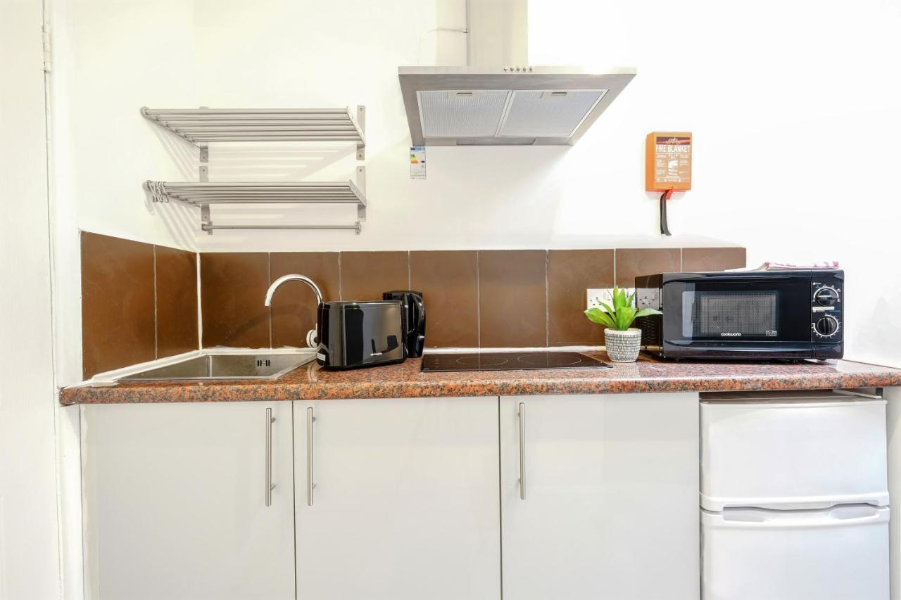 Fernbank Rooms Sudbury Hill, Harrow, Self-Contained Studios With En-Suite Harrow on the Hill Eksteriør bilde