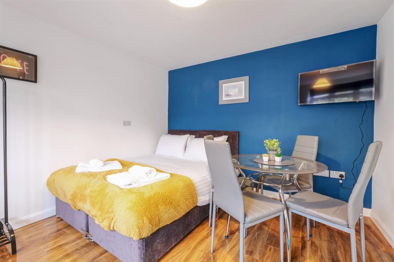 Fernbank Rooms Sudbury Hill, Harrow, Self-Contained Studios With En-Suite Harrow on the Hill Eksteriør bilde