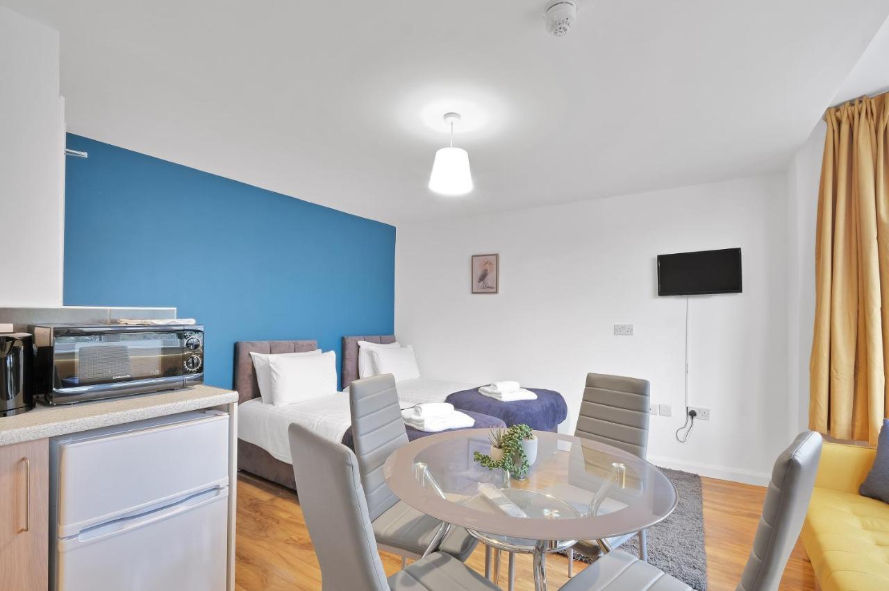 Fernbank Rooms Sudbury Hill, Harrow, Self-Contained Studios With En-Suite Harrow on the Hill Eksteriør bilde