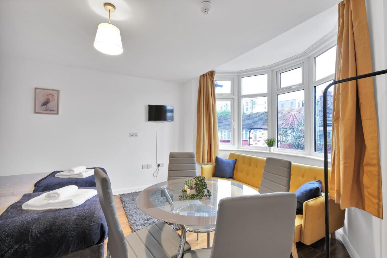 Fernbank Rooms Sudbury Hill, Harrow, Self-Contained Studios With En-Suite Harrow on the Hill Eksteriør bilde