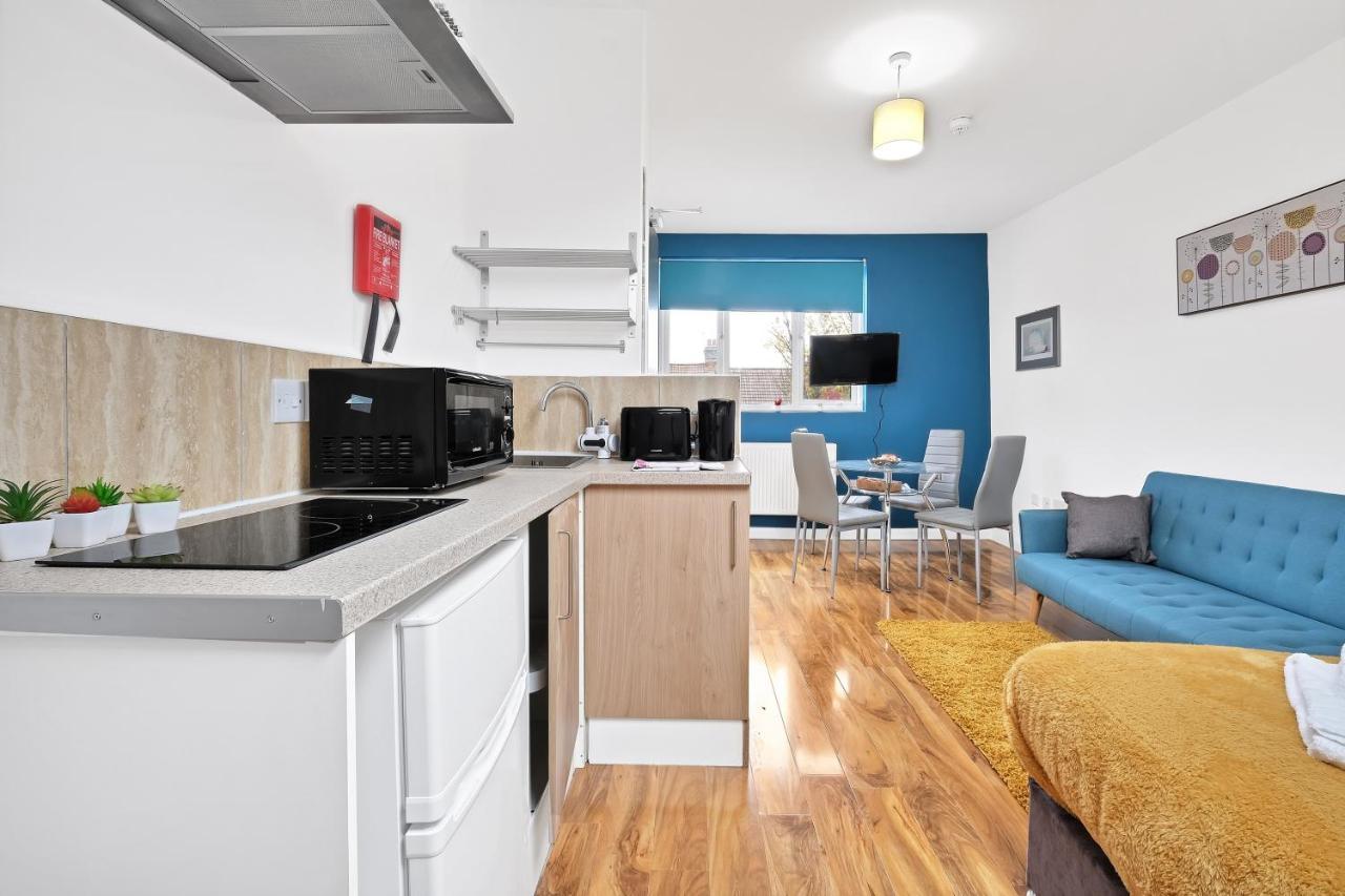 Fernbank Rooms Sudbury Hill, Harrow, Self-Contained Studios With En-Suite Harrow on the Hill Eksteriør bilde